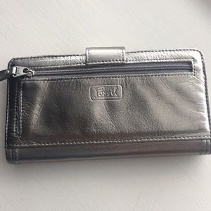 Fossil Wallet